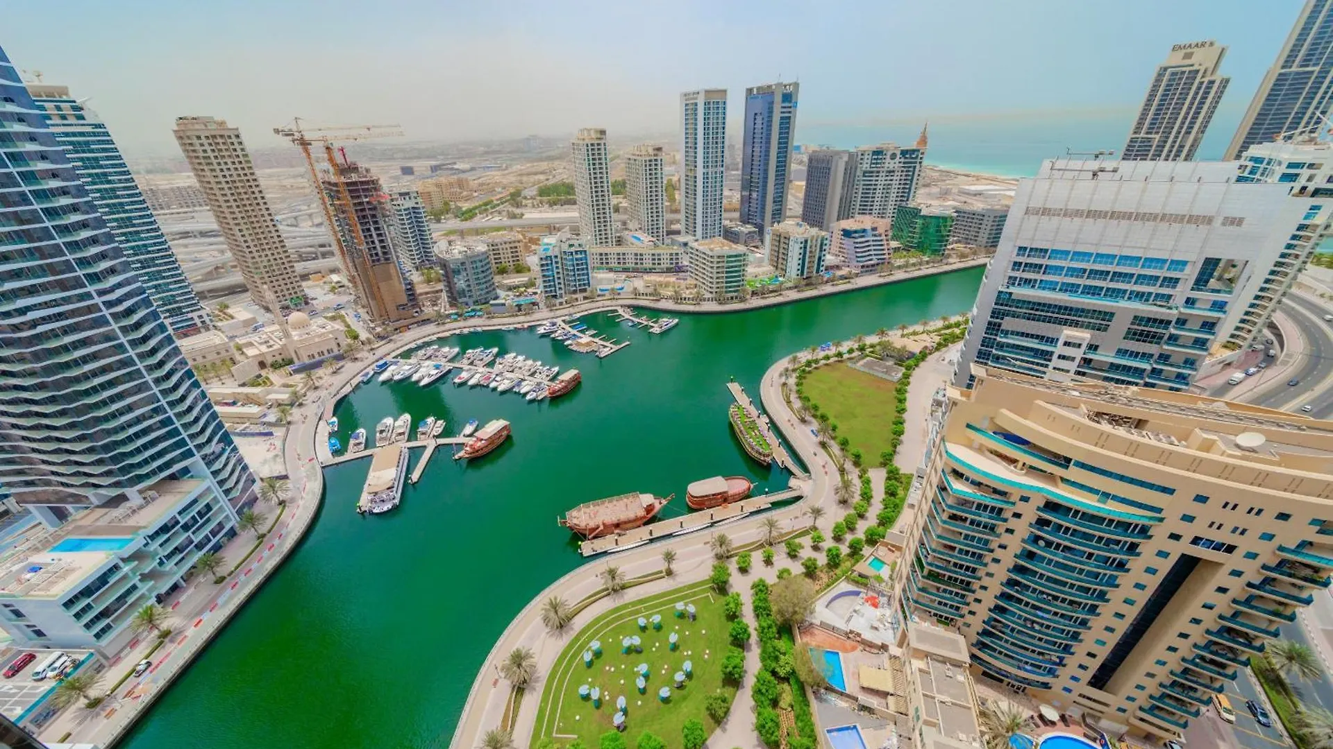 Eden'S Homes & Villas - Sparkle Tower Dubai Apartment